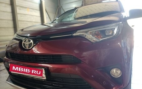 Toyota RAV4, 2017 год, 2 380 000 рублей, 7 фотография