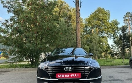 Hyundai Sonata VIII, 2020 год, 2 650 000 рублей, 4 фотография