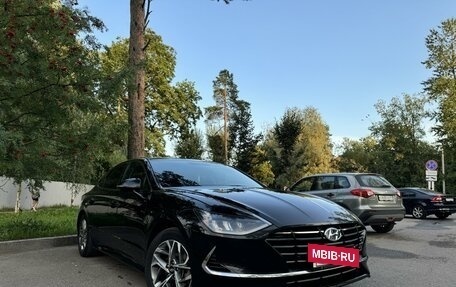 Hyundai Sonata VIII, 2020 год, 2 650 000 рублей, 2 фотография