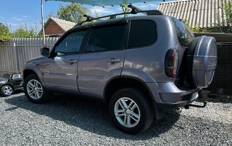 Chevrolet Niva I рестайлинг, 2014 год, 990 000 рублей, 3 фотография