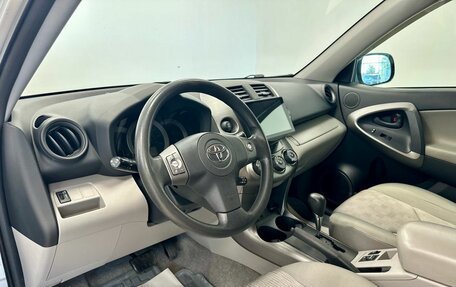 Toyota RAV4, 2009 год, 1 570 000 рублей, 10 фотография