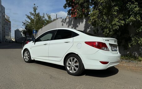 Hyundai Solaris II рестайлинг, 2011 год, 999 000 рублей, 5 фотография