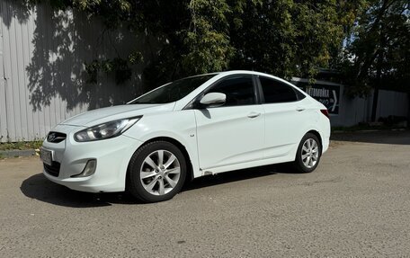 Hyundai Solaris II рестайлинг, 2011 год, 999 000 рублей, 6 фотография