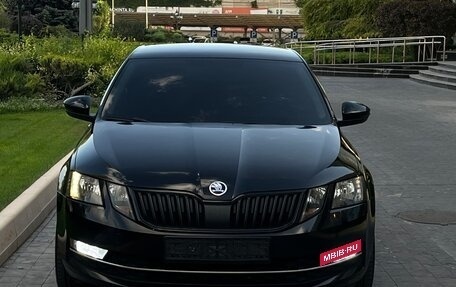 Skoda Octavia, 2017 год, 1 825 000 рублей, 3 фотография