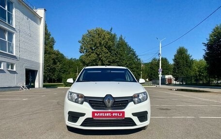 Renault Logan II, 2021 год, 900 000 рублей, 3 фотография