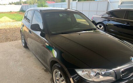 BMW 1 серия, 2010 год, 1 130 000 рублей, 7 фотография