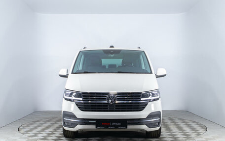 Volkswagen Multivan T6 рестайлинг, 2022 год, 7 345 000 рублей, 2 фотография