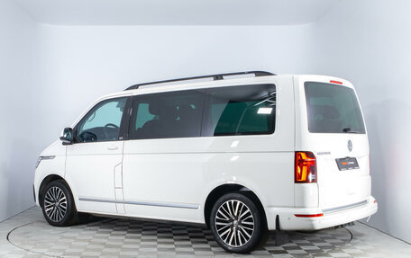 Volkswagen Multivan T6 рестайлинг, 2022 год, 7 345 000 рублей, 7 фотография