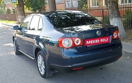 Volkswagen Jetta VI, 2006 год, 700 000 рублей, 4 фотография