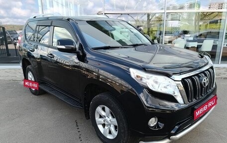 Toyota Land Cruiser Prado 150 рестайлинг 2, 2014 год, 3 499 000 рублей, 3 фотография