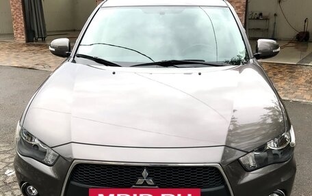 Mitsubishi Outlander III рестайлинг 3, 2010 год, 1 400 000 рублей, 5 фотография