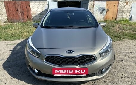 KIA cee'd III, 2014 год, 1 350 000 рублей, 2 фотография