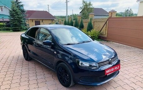 Volkswagen Polo VI (EU Market), 2014 год, 1 320 000 рублей, 2 фотография