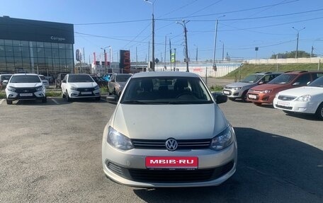 Volkswagen Polo VI (EU Market), 2010 год, 580 000 рублей, 2 фотография