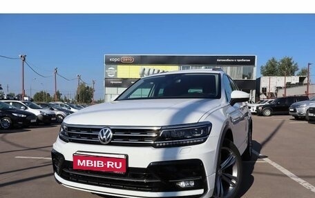 Volkswagen Tiguan II, 2019 год, 3 253 000 рублей, 1 фотография