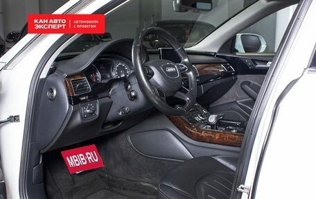 Audi A8, 2012 год, 2 378 000 рублей, 14 фотография