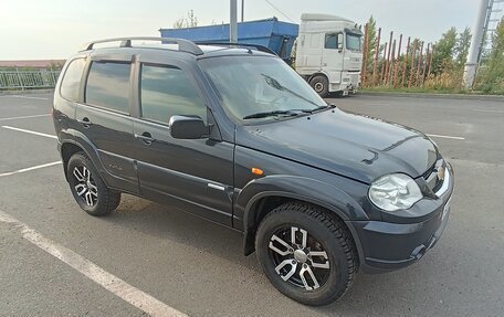 Chevrolet Niva I рестайлинг, 2009 год, 600 000 рублей, 2 фотография