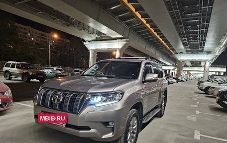 Toyota Land Cruiser Prado 150 рестайлинг 2, 2018 год, 5 500 000 рублей, 7 фотография