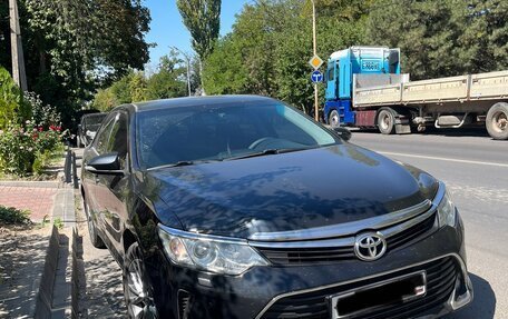 Toyota Camry, 2016 год, 2 100 000 рублей, 4 фотография