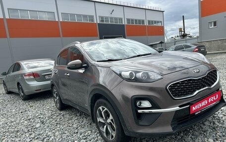 KIA Sportage IV рестайлинг, 2020 год, 2 450 000 рублей, 2 фотография