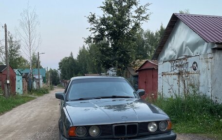 BMW 5 серия, 1988 год, 180 000 рублей, 1 фотография