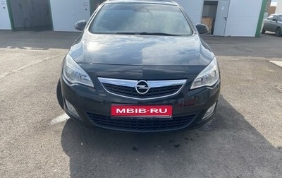 Opel Astra J, 2011 год, 690 000 рублей, 1 фотография