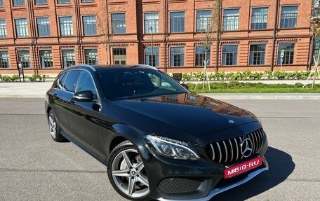 Mercedes-Benz C-Класс, 2017 год, 2 950 000 рублей, 4 фотография