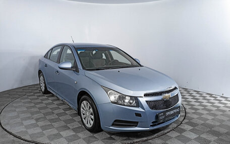 Chevrolet Cruze II, 2010 год, 649 000 рублей, 3 фотография