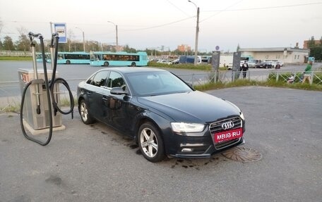 Audi A4, 2013 год, 1 300 000 рублей, 2 фотография