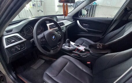 BMW 3 серия, 2012 год, 1 550 000 рублей, 10 фотография