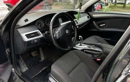 BMW 5 серия, 2009 год, 910 000 рублей, 8 фотография