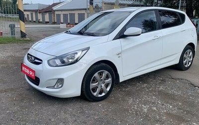 Hyundai Solaris II рестайлинг, 2012 год, 1 050 000 рублей, 1 фотография