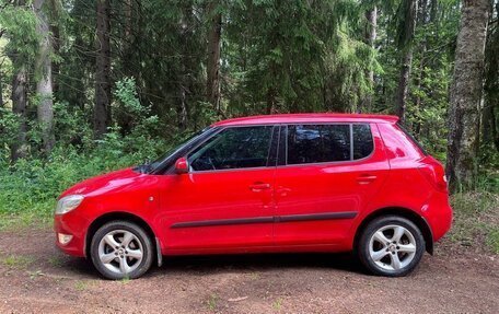 Skoda Fabia II, 2013 год, 930 000 рублей, 2 фотография