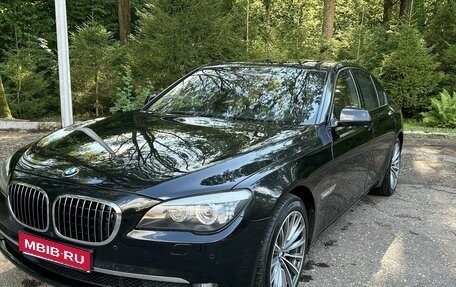 BMW 7 серия, 2011 год, 2 400 000 рублей, 1 фотография