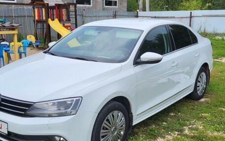 Volkswagen Jetta VI, 2016 год, 1 345 000 рублей, 3 фотография