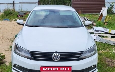 Volkswagen Jetta VI, 2016 год, 1 345 000 рублей, 2 фотография