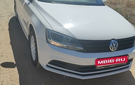 Volkswagen Jetta VI, 2015 год, 1 150 000 рублей, 2 фотография