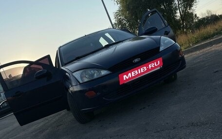 Ford Focus IV, 2001 год, 240 000 рублей, 7 фотография