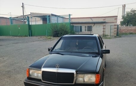 Mercedes-Benz 190 (W201), 1989 год, 300 000 рублей, 1 фотография