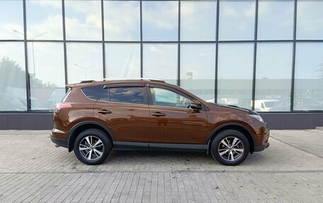 Toyota RAV4, 2016 год, 2 350 000 рублей, 6 фотография