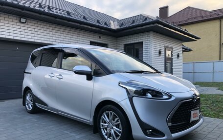 Toyota Sienta II, 2019 год, 1 650 000 рублей, 4 фотография