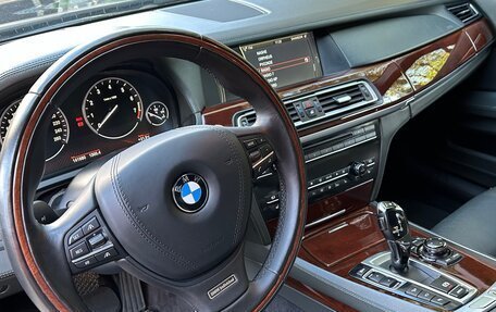 BMW 7 серия, 2011 год, 2 400 000 рублей, 19 фотография