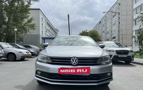 Volkswagen Jetta VI, 2016 год, 1 550 000 рублей, 2 фотография