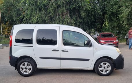 Renault Kangoo II рестайлинг, 2010 год, 790 000 рублей, 2 фотография