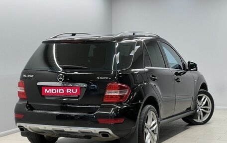 Mercedes-Benz M-Класс, 2011 год, 1 780 000 рублей, 3 фотография