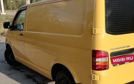 Volkswagen Transporter T5 рестайлинг, 2003 год, 770 000 рублей, 4 фотография