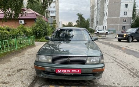 Toyota Crown, 1993 год, 350 000 рублей, 1 фотография