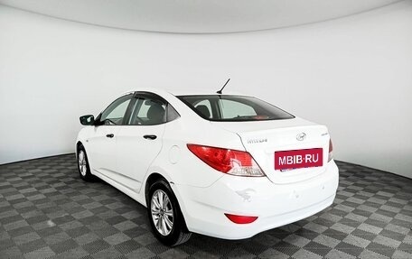 Hyundai Solaris II рестайлинг, 2013 год, 885 000 рублей, 7 фотография