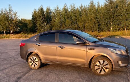 KIA Rio III рестайлинг, 2012 год, 900 000 рублей, 3 фотография