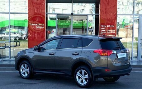 Toyota RAV4, 2015 год, 2 790 000 рублей, 7 фотография